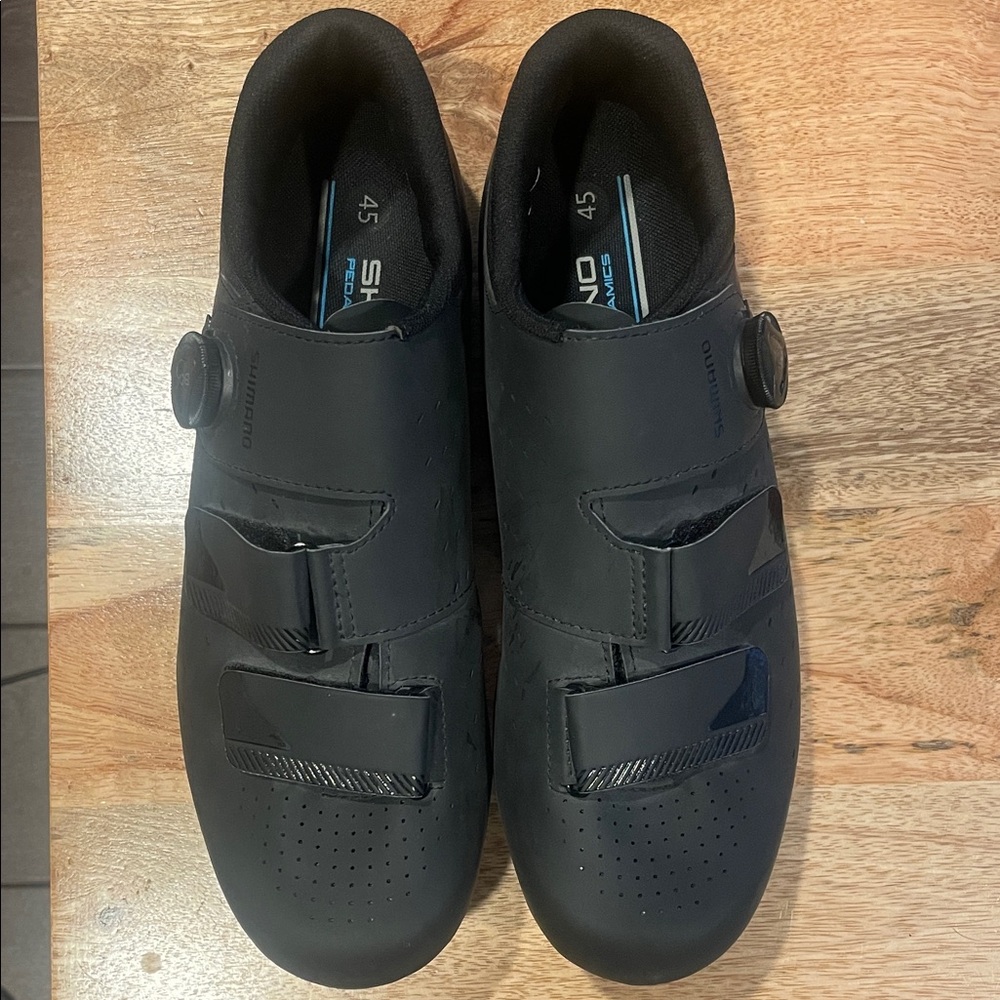 BOA Shimano Men's Black Cycling Shoes